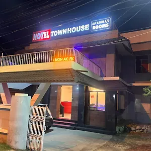 Hotel Sunday - Townhouse Club Airport Trivandrum, Thiruvananthapuram